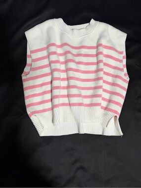 Striped Knit Sleeveless Sweater Vest in Pink and White